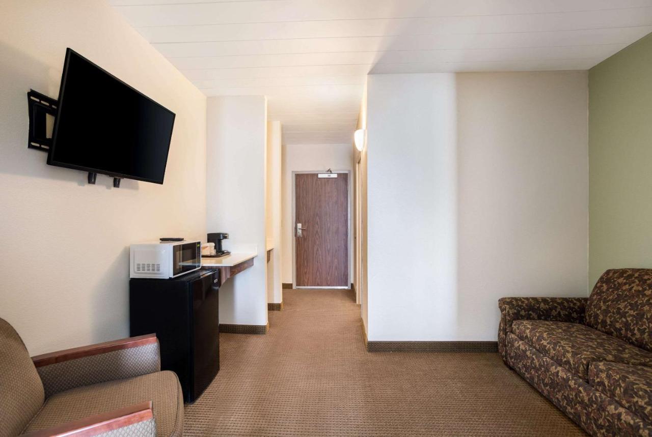 Quality Inn & Suites Monterey, Tn - Crossville, Tn Esterno foto